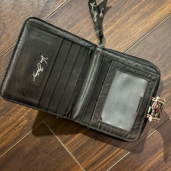 Vera Bradley Black Floral Quilted Wallet Zip Around ID Card Holder Purse - Picture 5 of 8